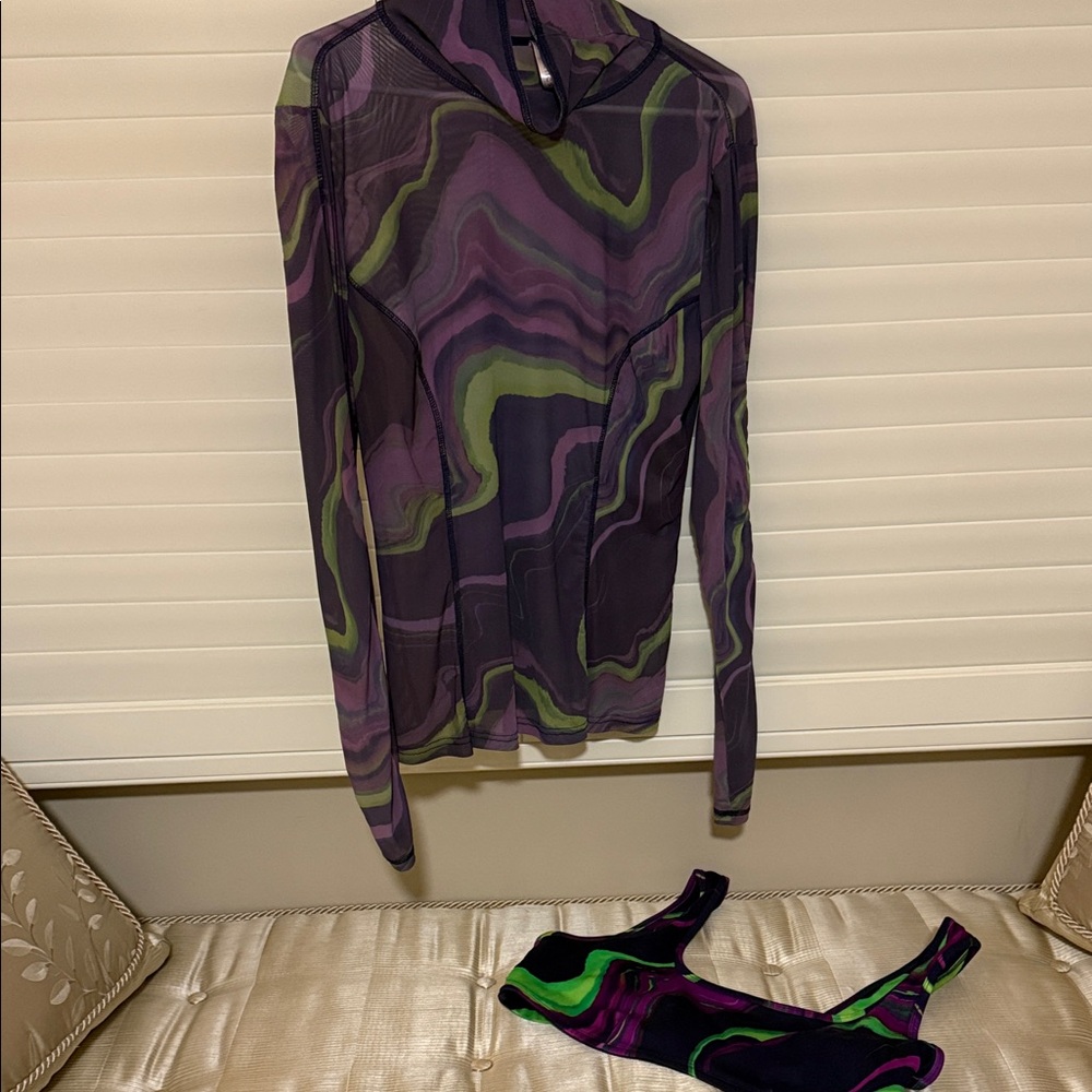 Fabletics Purple and Green Sheer Activewear Set   Bra and shirt